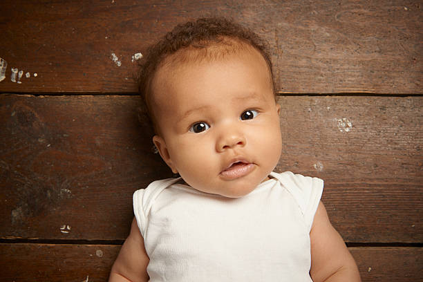 istock Astonished baby girl 516141933