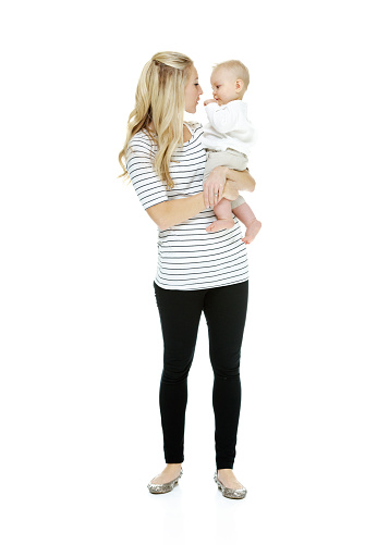 Mother bonding with her babyhttp://www.twodozendesign.info/i/1.png