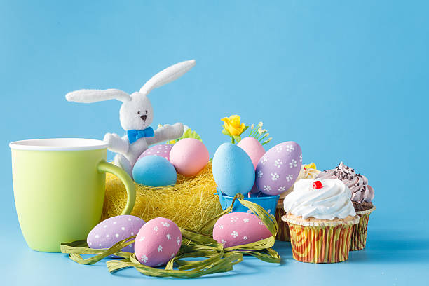 istock Colorful decoration of kids birthday party table with easer eggs 516183194