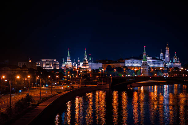 noite de moscou - night in the city - fotografias e filmes do acervo