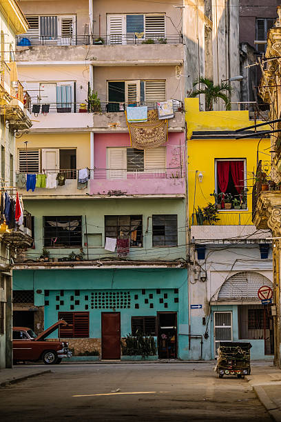 istock Centro Havana street hustle 516208046