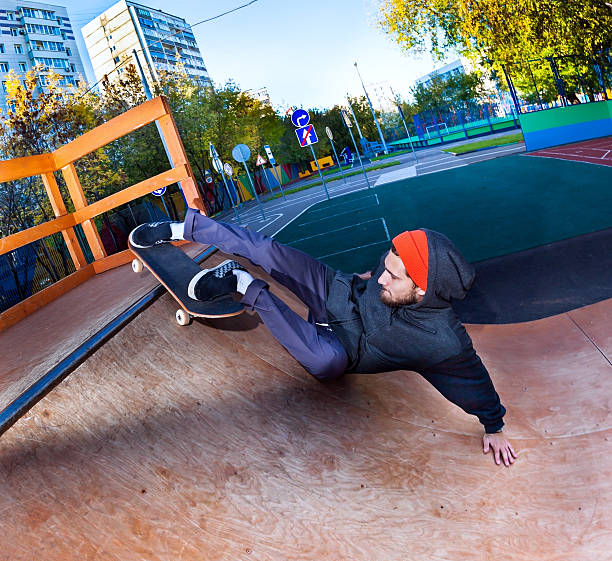 istock Skateboarder in skatepark 516255756