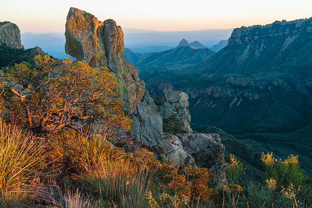 istock Elephant Tusk at Sunset from the Lost Mine Trail 516258794
