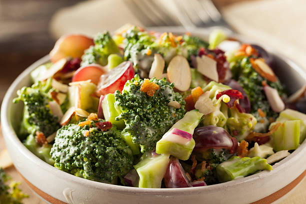 istock Homemade Green Broccoli Salad 516281538