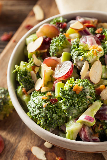 istock Homemade Green Broccoli Salad 516281548