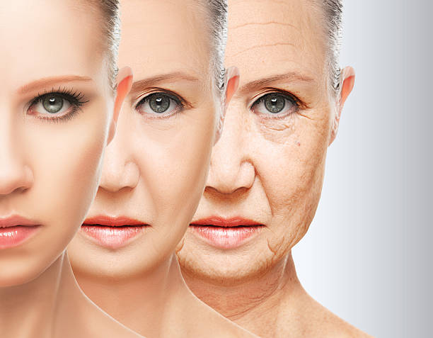 concetto di bellezza pelle aging. anti-invecchiamento procedure di rigenerazione, sollevamento pesi, - antirughe foto e immagini stock