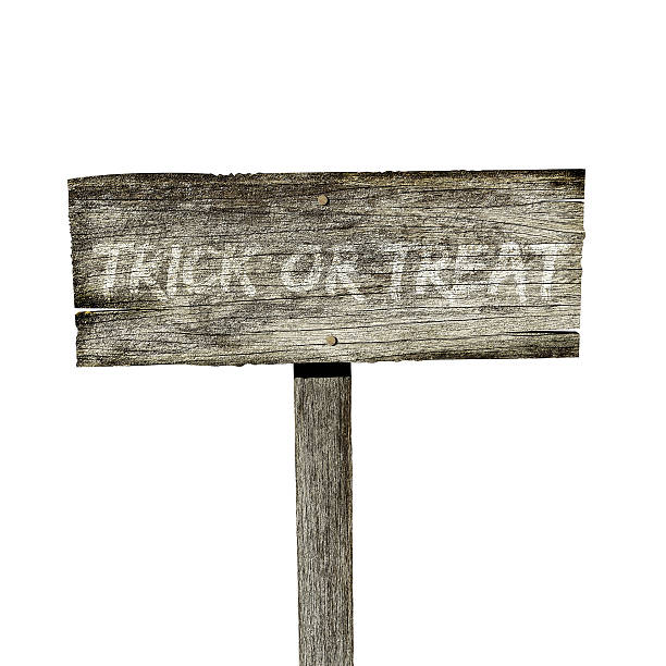 istock Trick or treat wooden sign 516284123
