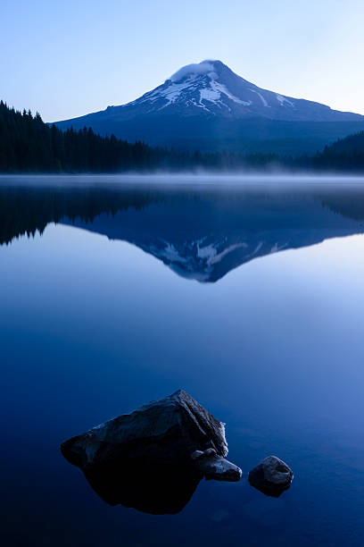 istock XXXL: Trillium Lake and Mt. Hood, Oregon 516284797