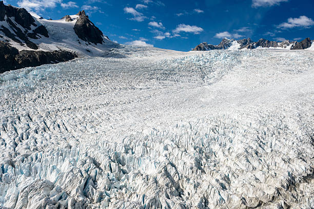 istock Fox Glacier, New Zealand, South Island 516287652