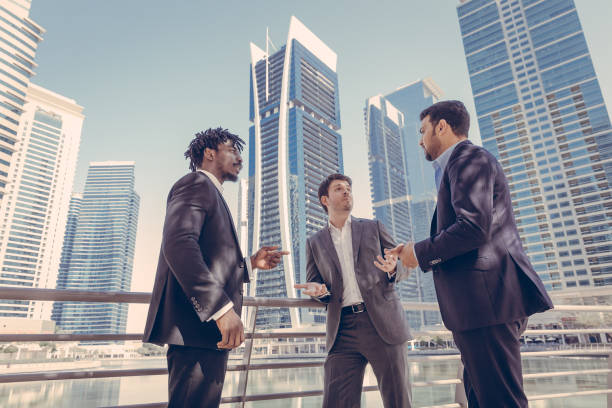 istock Employees Discussing Business 516294198