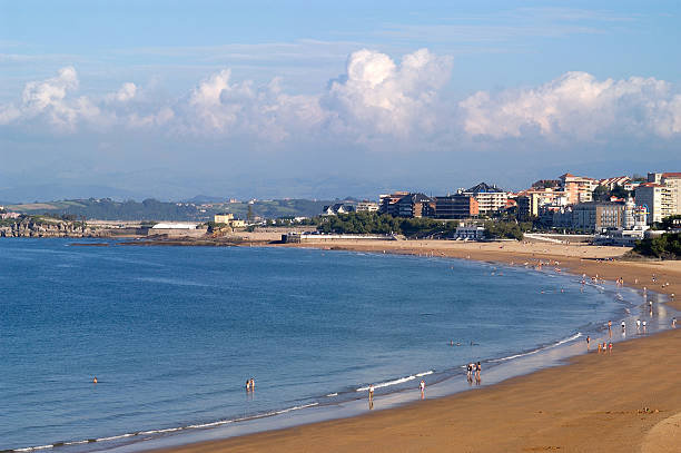 istock Sardinero Beach, Santander, Cantabria 516311973