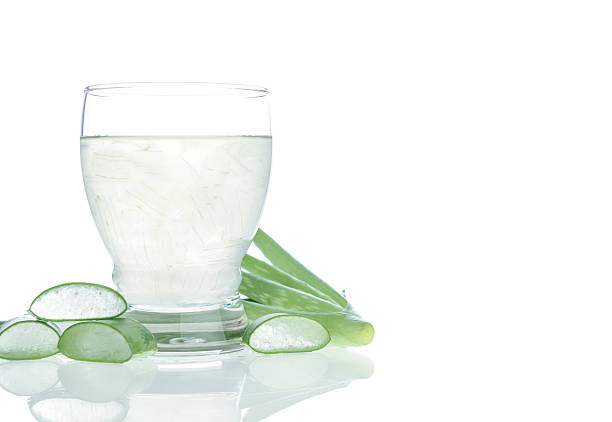 Aloe vera juice Aloe vera water Can help neutralize free radicals Contributes to aging. And help strengthen the immune system as well aloe juice stock pictures, royalty-free photos & images