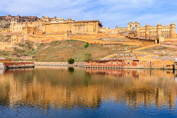 istock Amber Fort near Jaipur, Rahasthan, India 516319308