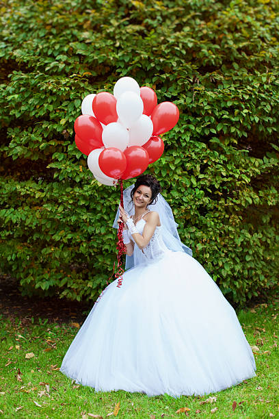 istock Happy bride in wedding day 516324530