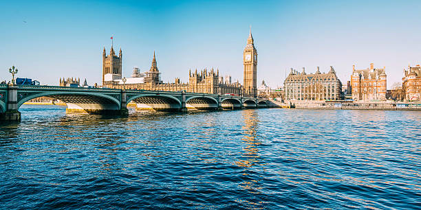 big ben, parlamento - street london england city of westminster uk foto e immagini stock