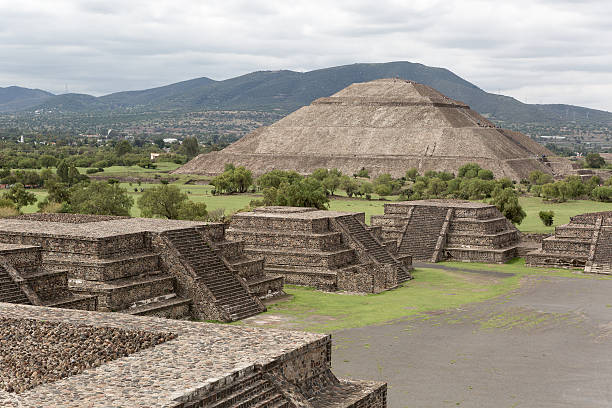 istock the pyramid of the sun 516352739