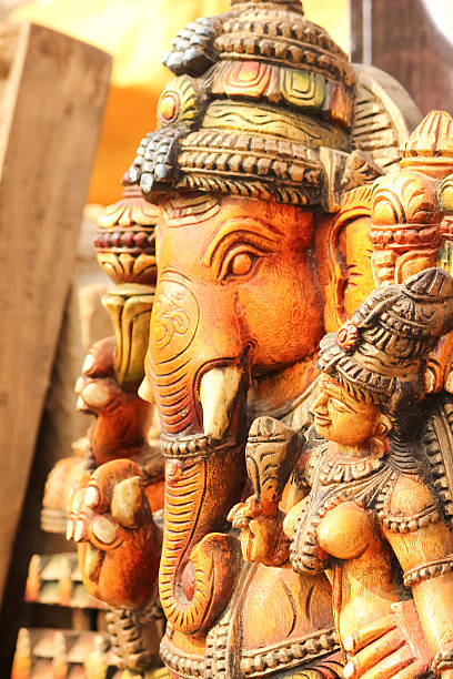 istock Lord Ganesha statue with goddess Ridhi Siddhi, pray concept 516361700