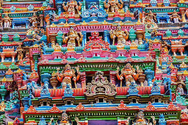 istock Sculptures on Hindu temple tower 516373013