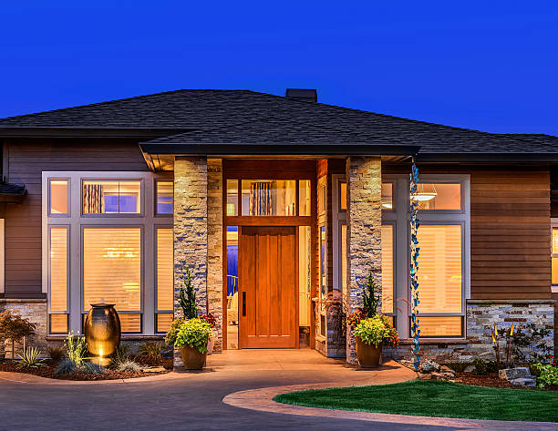 istock Beautiful Home Exterior at Night 516389720
