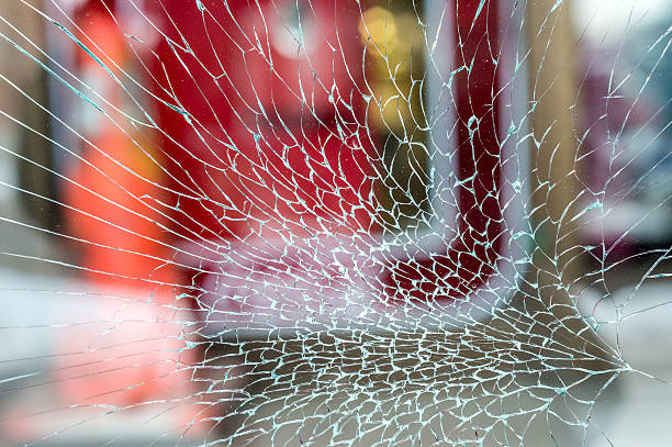istock Cracked Shop Window Glass 516394254