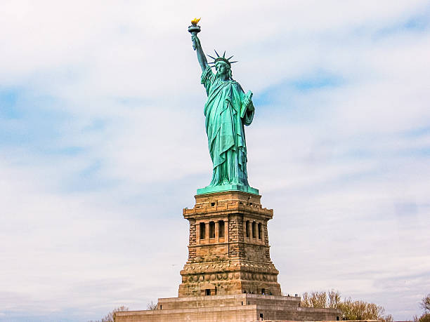 istock Statue of Liberty 516399364
