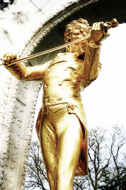istock Johann Strauss golden statue in Vienna 516401736
