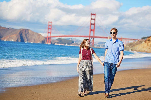 istock Romantic loving couple in San Francisco 516402386