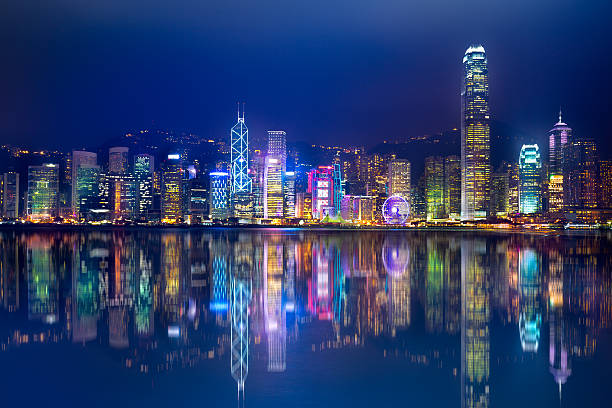 isla de hong kong - hong kong asia skyline night fotografías e imágenes de stock