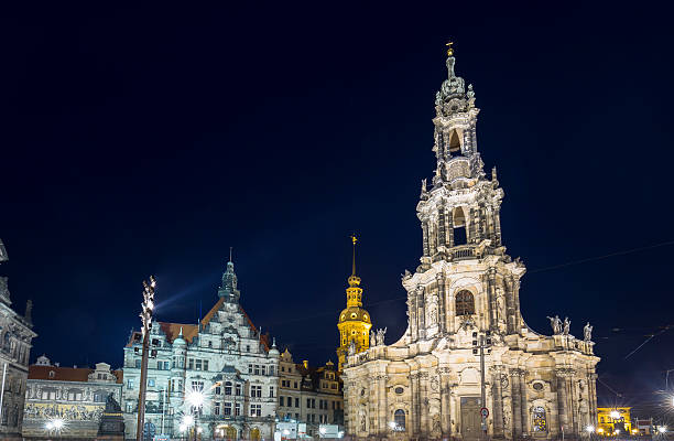 istock Cathedral of the Holy Trinity (Katholische Hofkirche) in Dresden 516447962