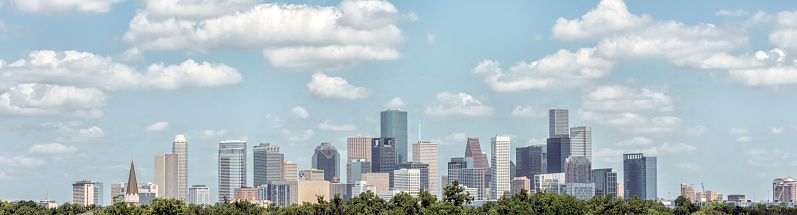 Panoramic photo of downtown Houston, TX.
