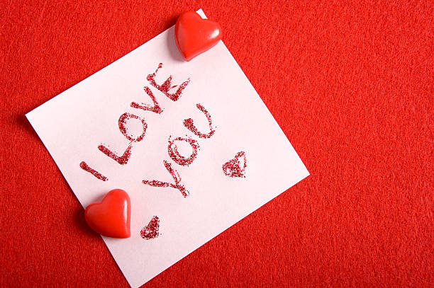 istock love note i love you 516549163