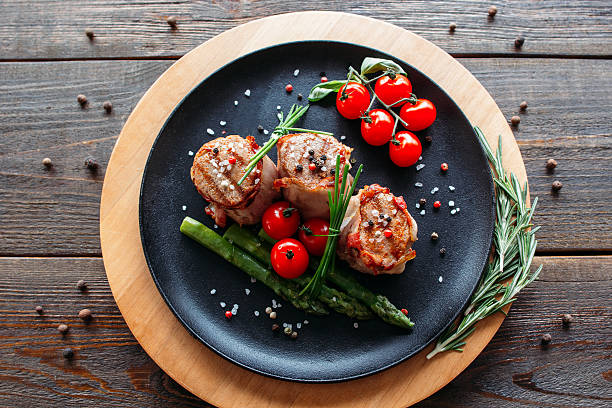 Grilled pork with vegetables and spices