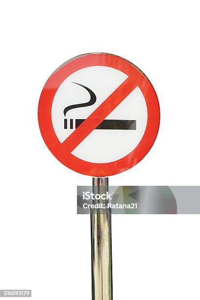 Foto de Não Fumantes Placa Sobre Fundo Branco e mais fotos de stock de Alumínio - Alumínio, Branco, Cigarro
