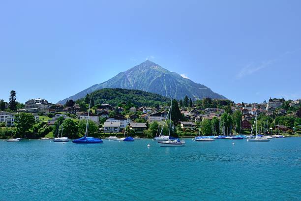 Niesen-"Pyramid" mountain in Switzerland 01 Niesen peak,which is 2362 meters above sea level,It is located in the Thunersee lake,Like a pyramid. lake thun stock pictures, royalty-free photos & images