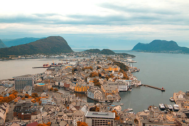 istock town of Aalesund 516639411