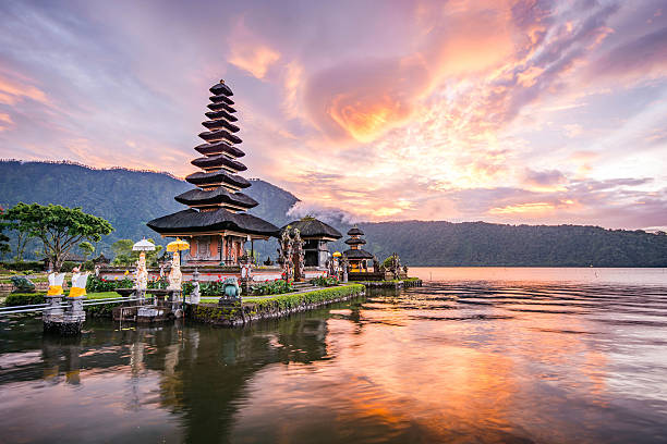 istock Ulun Danu Bratan Temple in Bali, Indonesia 516679666