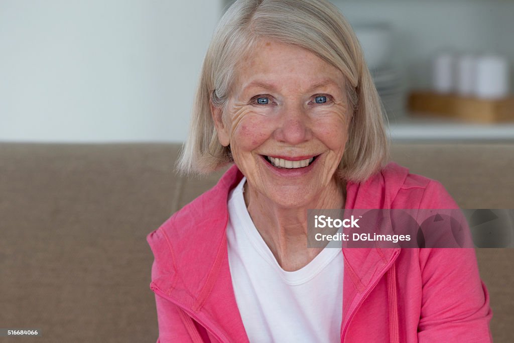 Senior Frau Porträt - Lizenzfrei 70-79 Jahre Stock-Foto