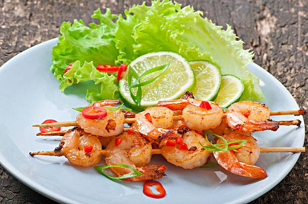 istock Shrimp sauteed in garlic and soy caramel 516685159