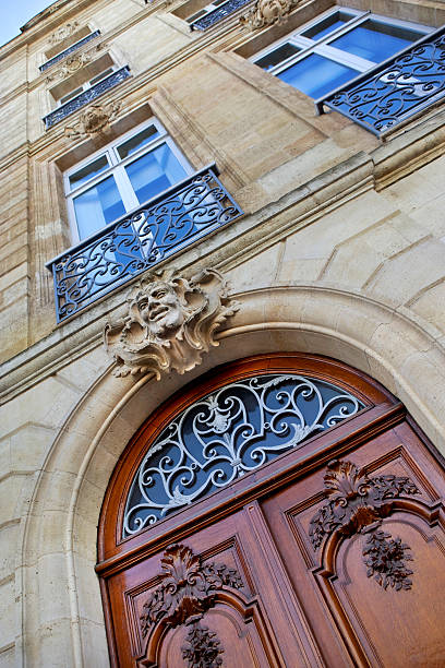 istock Facade of a classic French building 516692152
