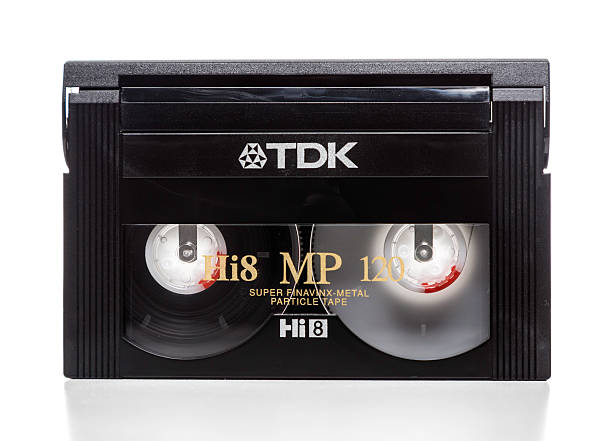 tdk hi8 mp 120 cassette de cinta - hi8 fotografías e imágenes de stock