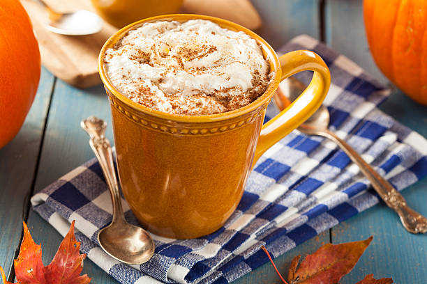 istock Autumn Pumpkin Spice Latte 516730653