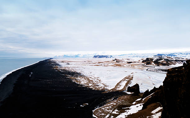 istock Black sand beach and surrounding landscape from Dyrholaey, 516756934