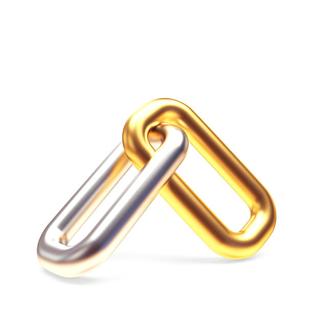 istock Silver and golden chain links 516786292