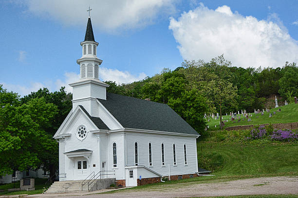istock Country Church and Graveyard 516796570
