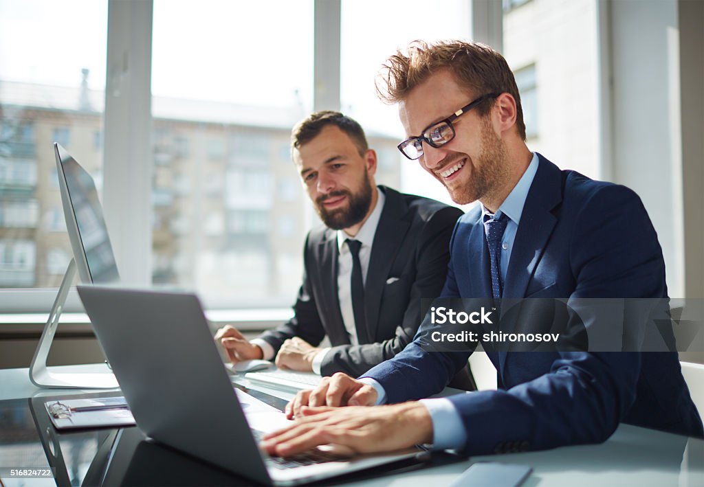 Pessoas de negócios trabalhando - Foto de stock de Reunião de negócios royalty-free