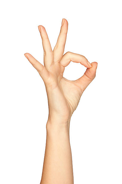 mujer de la mano haciendo el signo de cero - mano ok fotografías e imágenes de stock