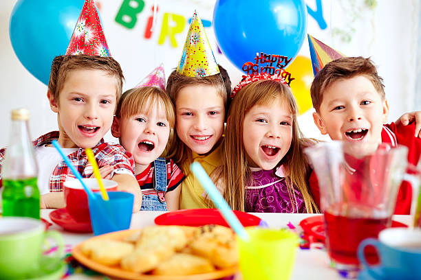 istock Group of friends 516845542
