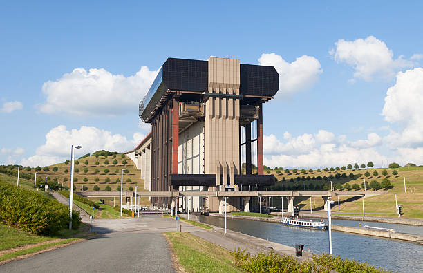 istock Strepy-Thieu boat lift on the Canal du Centre 516872309