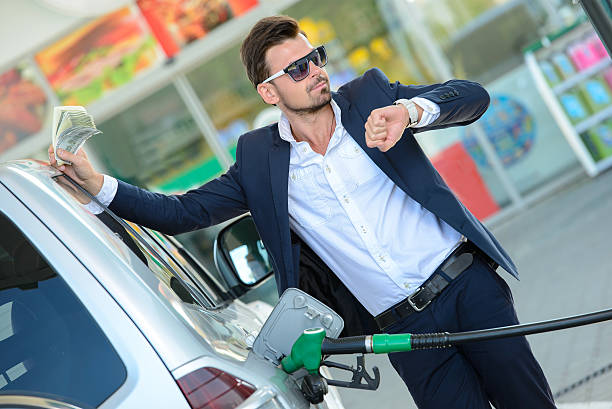 istock Petrol filling station 516914061