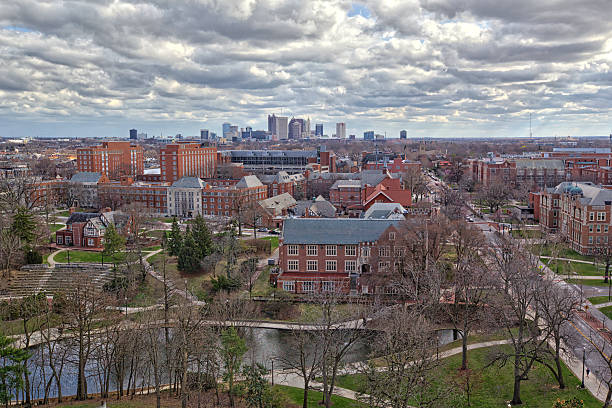 Colón, Ohio, con la Universidad del Estado de Ohio en el plano - foto de stock